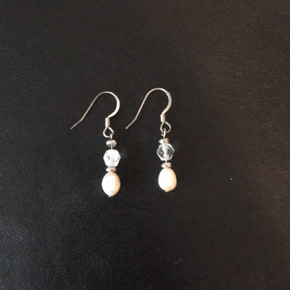 Perl and silver earrings - Picture 1 of 2